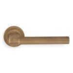 HR5AB Hey Riga Lever Handle On Threaded Round Rose BGO (- Antique Brass) (LEAD TIME: 2-3 DAYS)