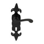 Carlisle Brass LF5504 Fleur de lys' Lever On Lock Backplate (LEAD TIME: 2-3 DAYS)