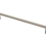 Eurospec SWP1134/450SSS Carlton Pull Handle (LEAD TIME: 2-3 DAYS)